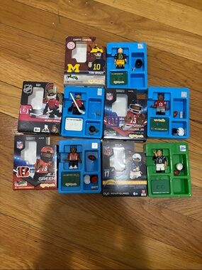 Mini Football Player Playset Pack with Blue, Green, Red, Black Pieces